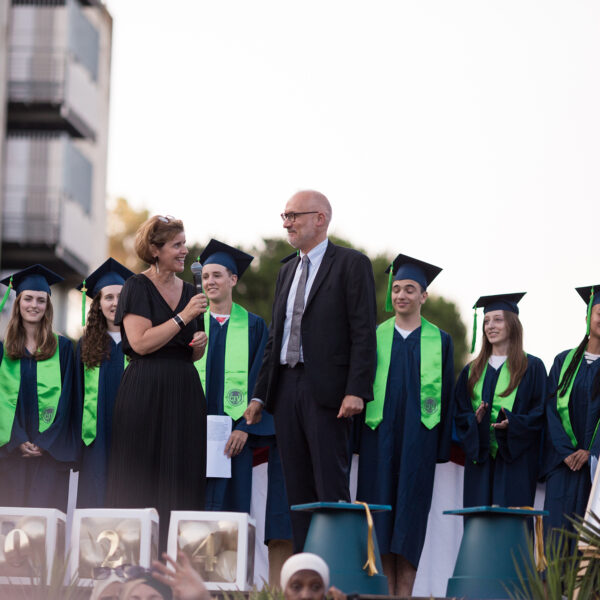 Cérémonie de remise des diplômes du baccalauréat au Lycée international de Valbonne