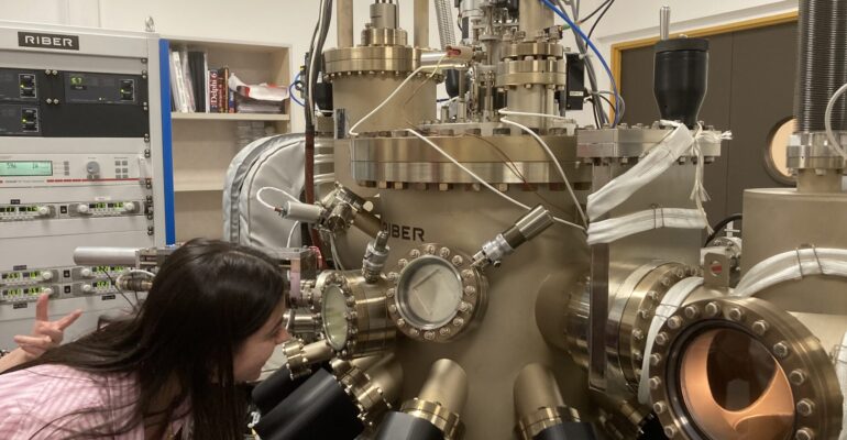 Visite du laboratoire CRHEA du CNRS