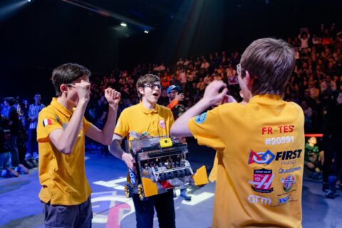 2026-03-21_Belle_reussite_du_club_robotique_00