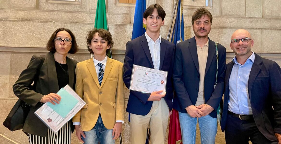 2026-05-06_deux-eleves-remportent-le-concours-deloquence-en-italien